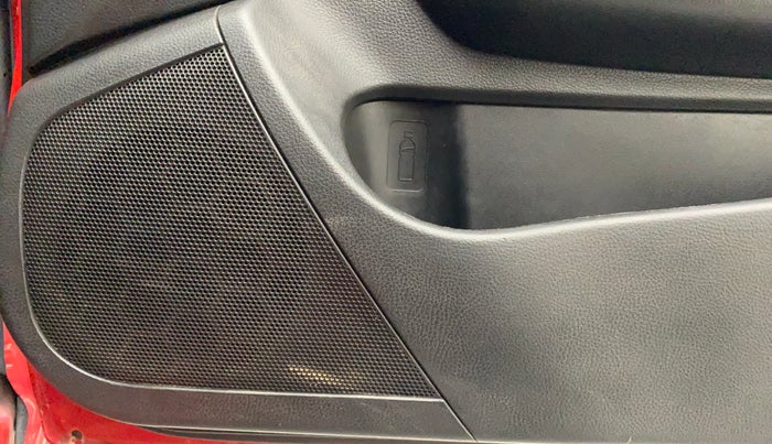 2015 Maruti Swift VXI, Petrol, Manual, 36,070 km, Speaker