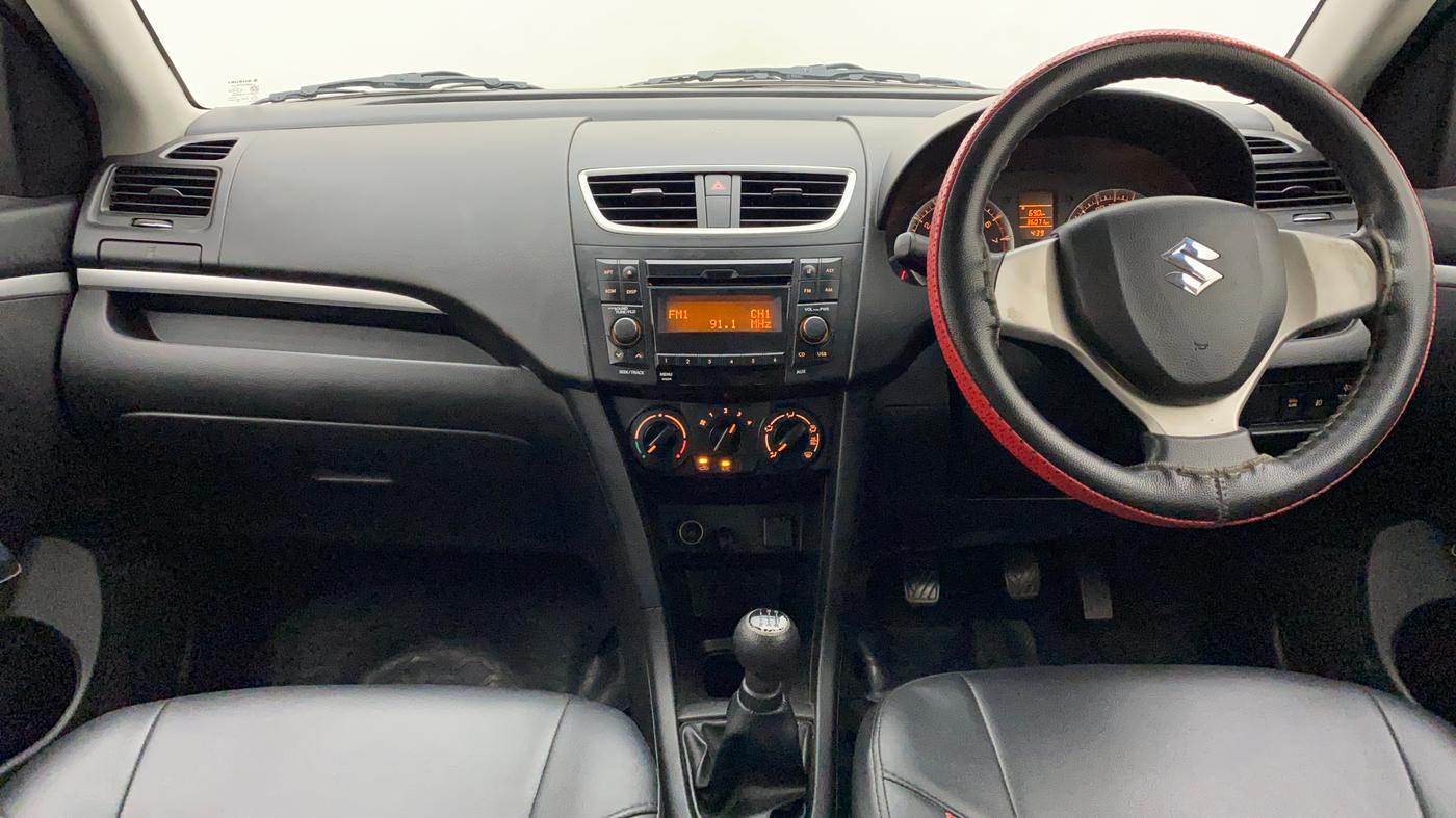 2015 Maruti Swift VXI, Petrol, Manual, 36,070 km, Dashboard