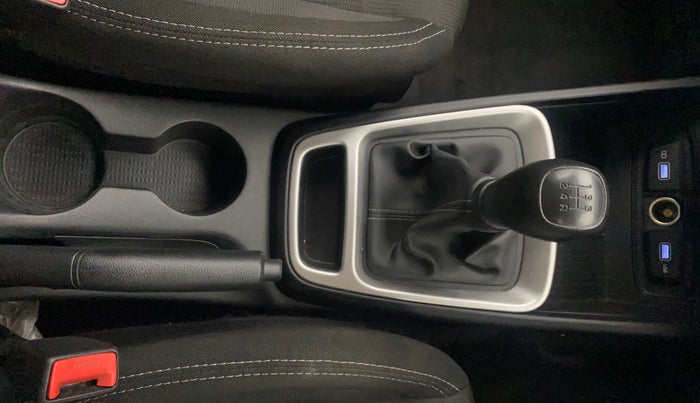 2022 Hyundai VENUE S+ 1.2, Petrol, Manual, 1,01,922 km, Gear Lever