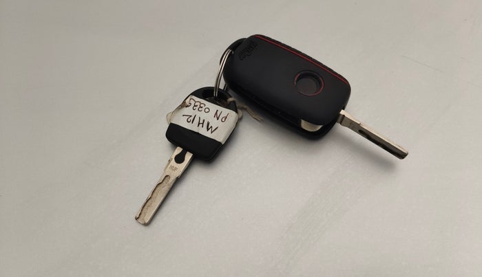 2017 Volkswagen Ameo COMFORTLINE 1.2L, Petrol, Manual, 36,026 km, Key Close Up