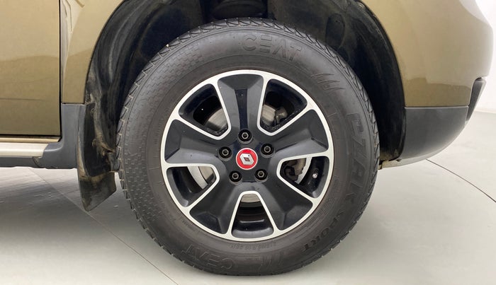 2016 Renault Duster RXZ 110 4WD, Diesel, Manual, 86,415 km, Right Front Wheel