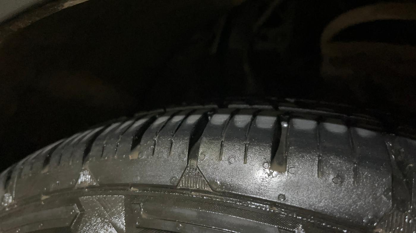 2018 Hyundai Creta SX AT 1.6 PETROL, Petrol, Automatic, 97,250 km, Right Front Tyre Tread