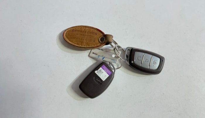 2018 Hyundai Creta SX AT 1.6 PETROL, Petrol, Automatic, 97,250 km, Key Close Up