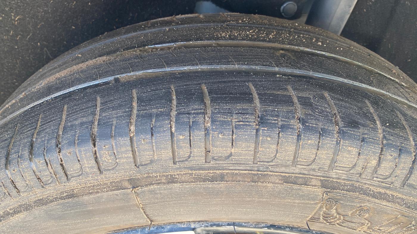 2017 Maruti Vitara Brezza VDI (O), Diesel, Manual, 1,09,106 km, Left Rear Tyre Tread