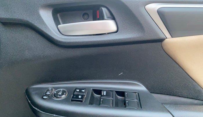 2019 Honda Jazz 1.2L I-VTEC VX, Petrol, Manual, 93,441 km, Driver Side Door Panels Control