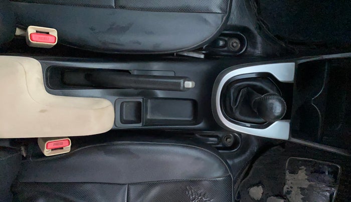 2019 Honda Jazz 1.2L I-VTEC VX, Petrol, Manual, 93,441 km, Gear Lever