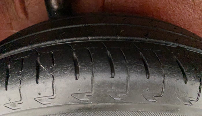 2017 Maruti IGNIS ALPHA 1.3 DDIS, Diesel, Manual, 22,250 km, Right Rear Tyre Tread