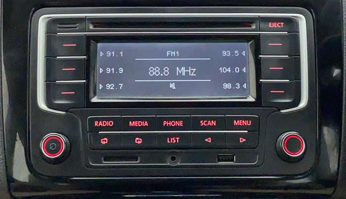 2015 Volkswagen Polo GT TSI AT, Petrol, Automatic, 97,403 km, Infotainment System