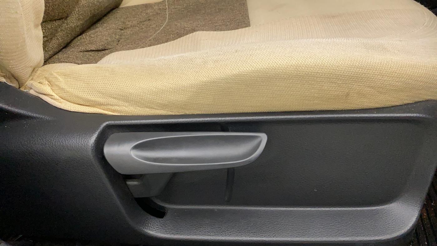 2015 Volkswagen Polo GT TSI AT, Petrol, Automatic, 97,403 km, Driver Side Adjustment Panel