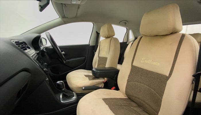 2015 Volkswagen Polo GT TSI AT, Petrol, Automatic, 97,403 km, Right Side Front Door Cabin