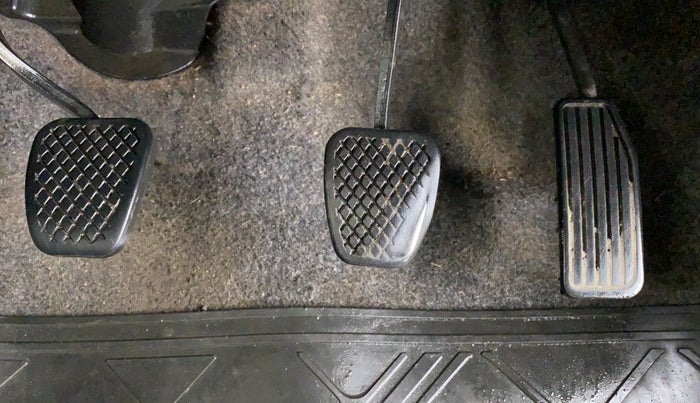 2016 Honda Amaze 1.2 SMT I VTEC, Petrol, Manual, 74,754 km, Pedals