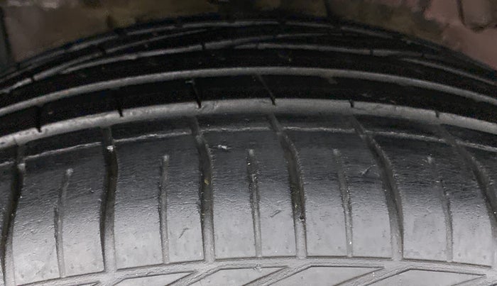 2017 Tata NEXON XZ+ 1.2, Petrol, Manual, 53,596 km, Right Rear Tyre Tread