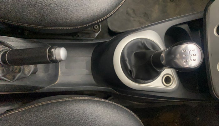 2014 Ford Figo TITANIUM 1.2 PETROL, Petrol, Manual, 54,003 km, Gear Lever