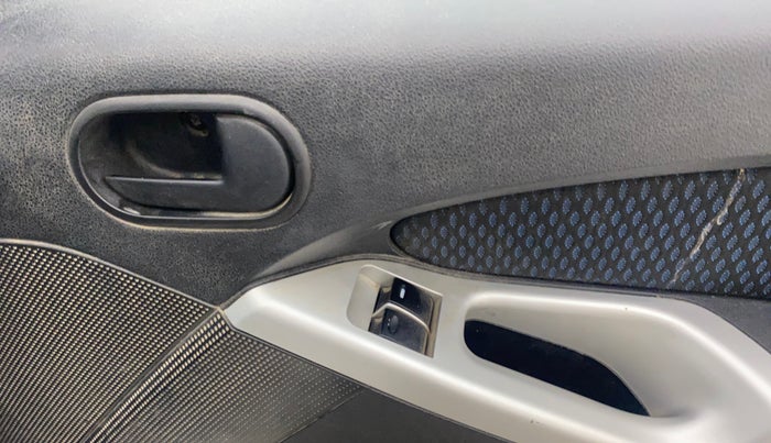 2014 Ford Figo TITANIUM 1.2 PETROL, Petrol, Manual, 54,003 km, Driver Side Door Panels Control