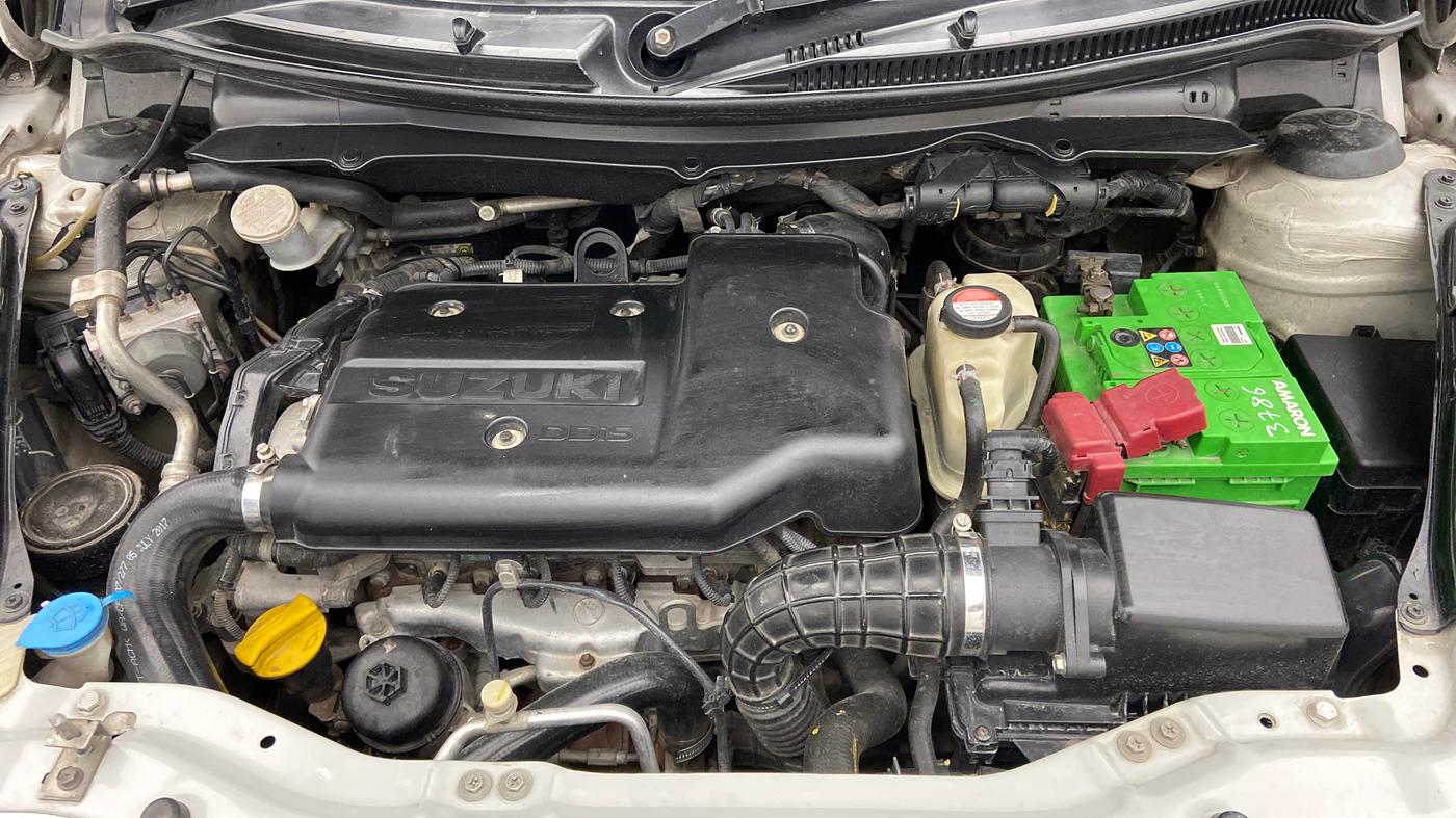 2017 Maruti Swift VDI ABS, Diesel, Manual, 65,942 km, Open Bonet