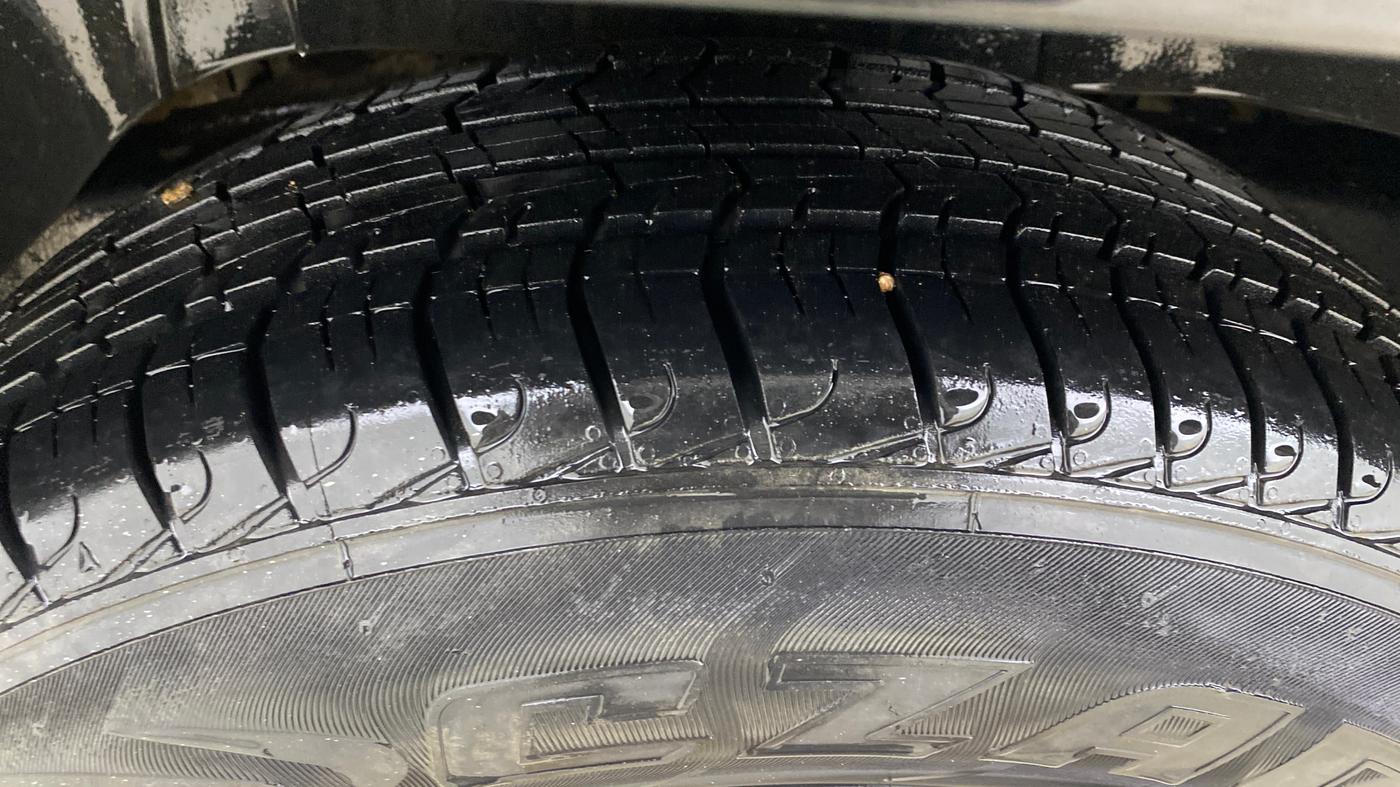 2021 Mahindra BOLERO NEO N10 R, Diesel, Manual, 46,615 km, Right Rear Tyre Tread