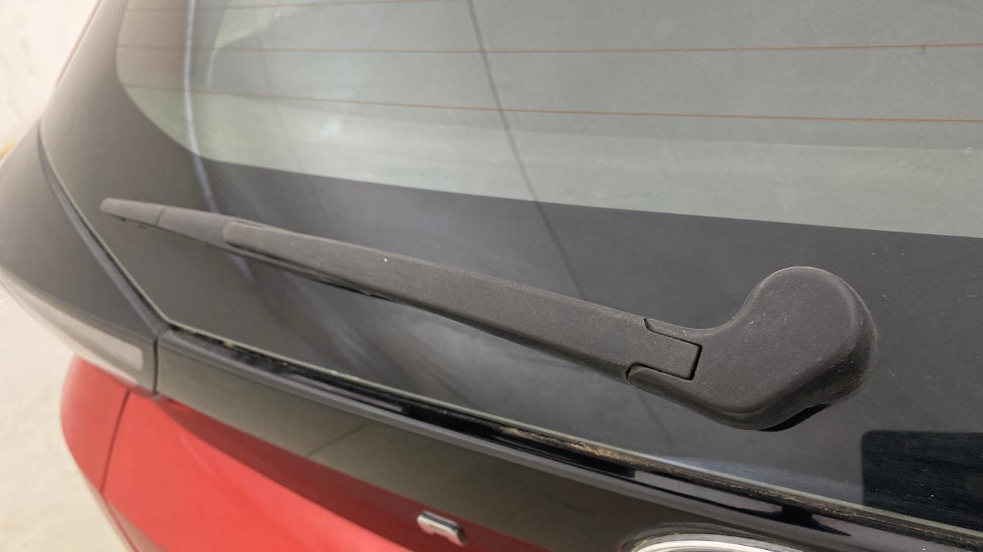 2020 Tata ALTROZ XZ PETROL, Petrol, Manual, 96,009 km, Rear Wiper