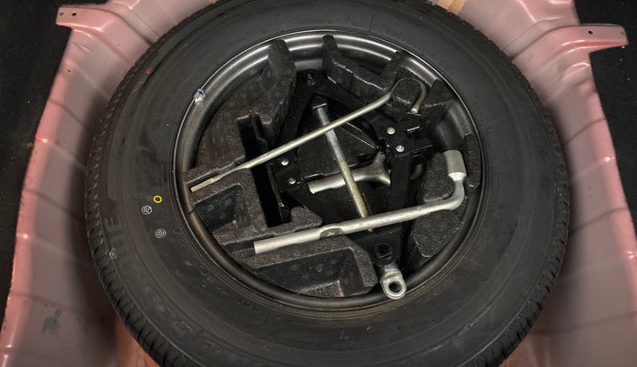 2020 Tata ALTROZ XZ PETROL, Petrol, Manual, 96,009 km, Spare Tyre