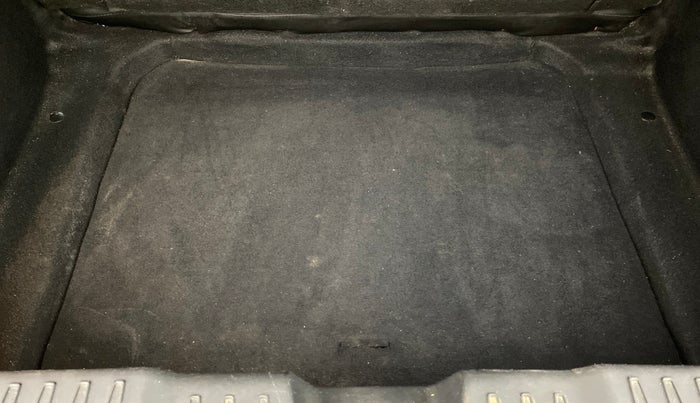 2020 Tata ALTROZ XZ PETROL, Petrol, Manual, 96,009 km, Boot Inside