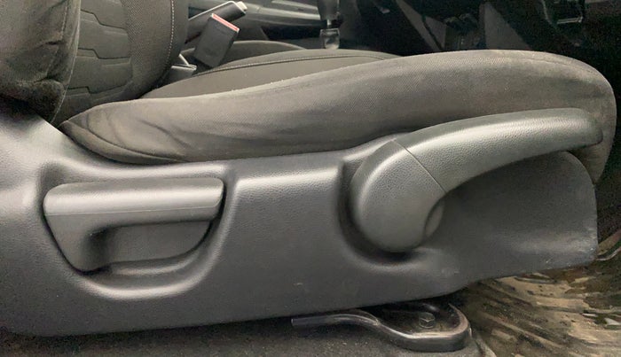 2021 Honda WR-V 1.2L I-VTEC SV MT, Petrol, Manual, 38,595 km, Driver Side Adjustment Panel