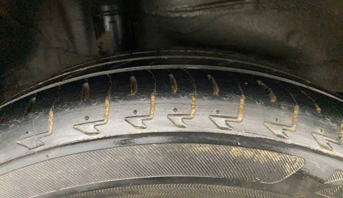 2021 Honda WR-V 1.2L I-VTEC SV MT, Petrol, Manual, 38,595 km, Right Rear Tyre Tread