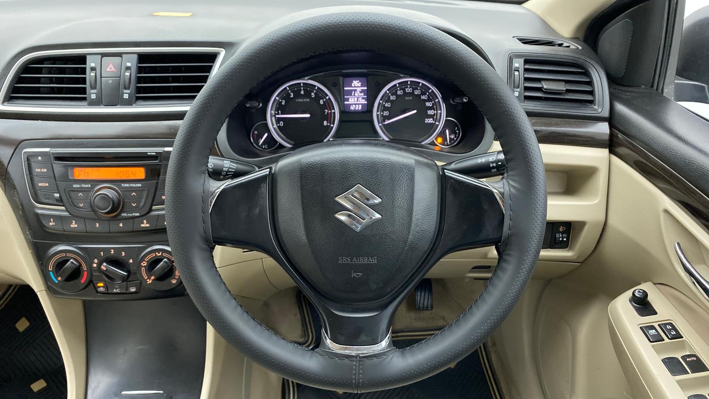 2017 Maruti Ciaz SIGMA 1.4 VVT, Petrol, Manual, 66,982 km, Steering Wheel Close Up