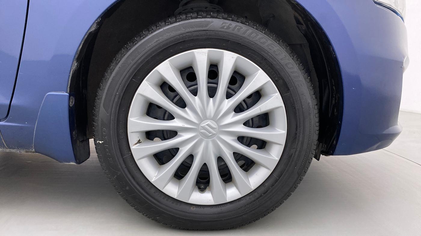 2017 Maruti Ciaz SIGMA 1.4 VVT, Petrol, Manual, 66,982 km, Right Front Wheel