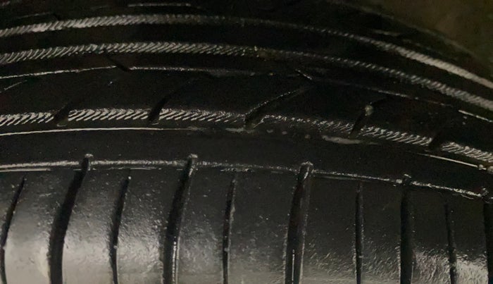 2014 Maruti Celerio VXI AMT, Petrol, Automatic, 41,809 km, Left Front Tyre Tread