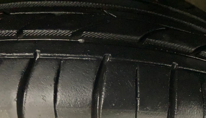 2014 Maruti Celerio VXI AMT, Petrol, Automatic, 41,809 km, Right Front Tyre Tread