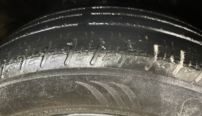 2019 Hyundai VENUE SX 1.0 (O) TURBO, Petrol, Manual, 68,302 km, Right Front Tyre Tread