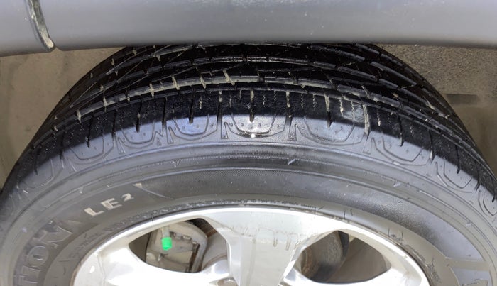 2018 Jeep Compass LIMITED 1.4 PETROL AT, Petrol, Automatic, 30,862 km, Left Rear Tyre Tread