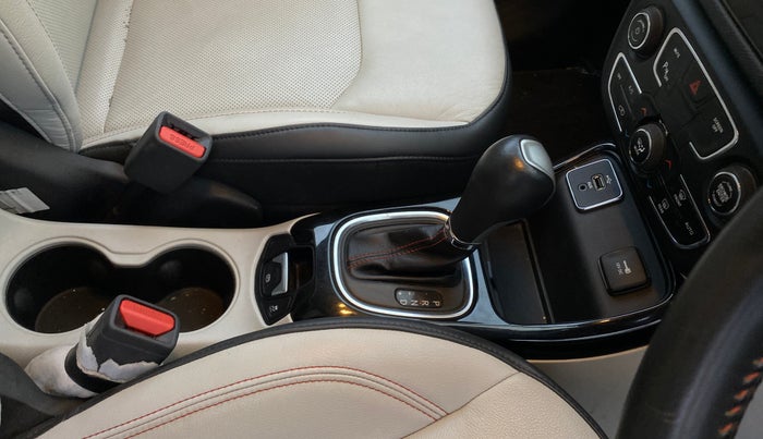 2018 Jeep Compass LIMITED 1.4 PETROL AT, Petrol, Automatic, 30,862 km, Gear Lever