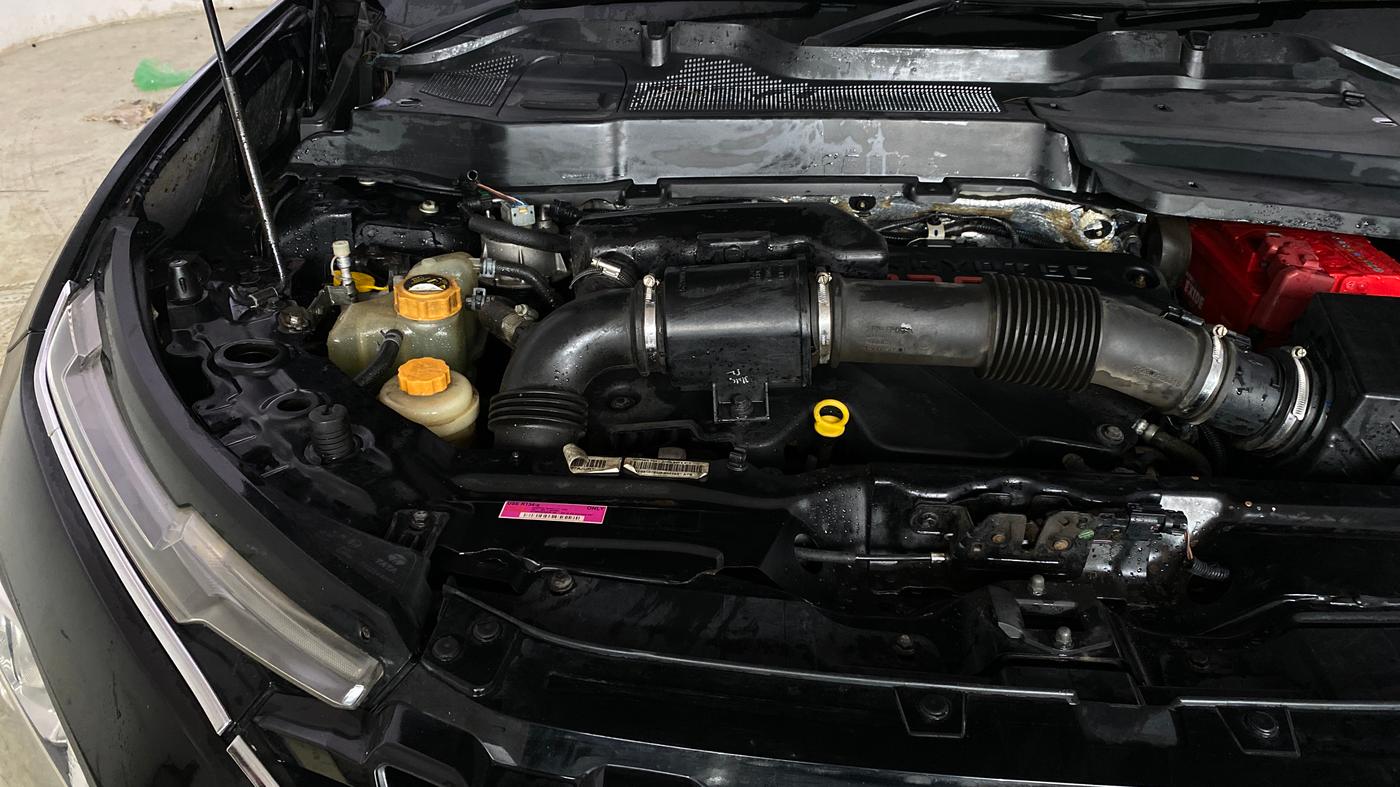 2021 Tata Harrier XZA PLUS 2.0L DARK EDITION, Diesel, Automatic, 81,743 km, Engine View - Right