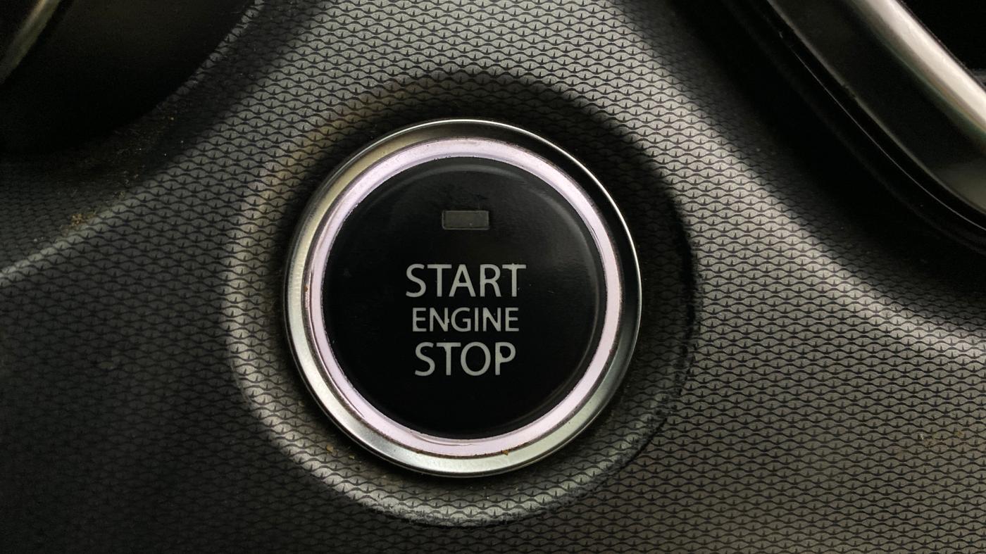 2021 Tata Harrier XZA PLUS 2.0L DARK EDITION, Diesel, Automatic, 81,743 km, Keyless Start/ Stop Button
