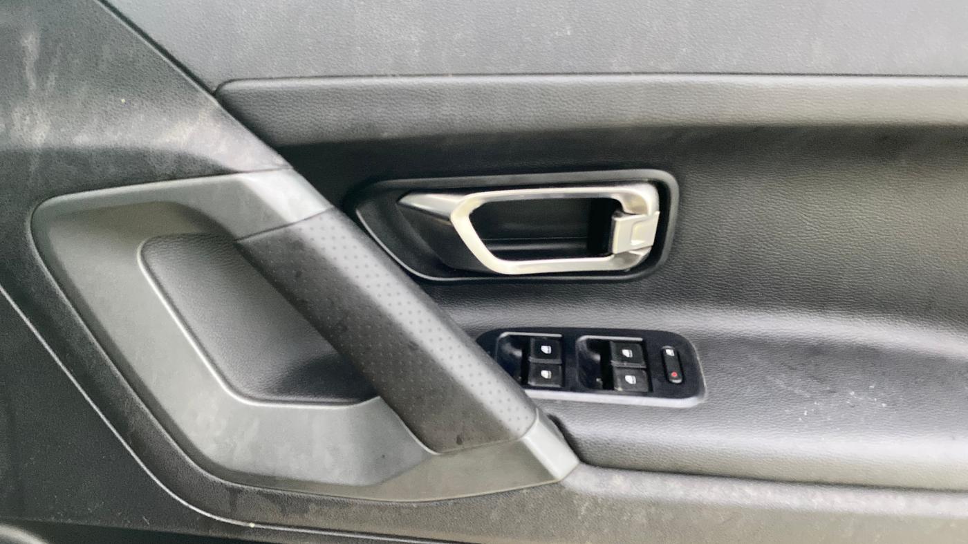 2021 Tata Harrier XZA PLUS 2.0L DARK EDITION, Diesel, Automatic, 81,743 km, Driver Side Door Panels Control