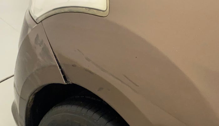 2014 Maruti Ertiga VXI CNG, CNG, Manual, 1,10,091 km, Left fender - Minor scratches