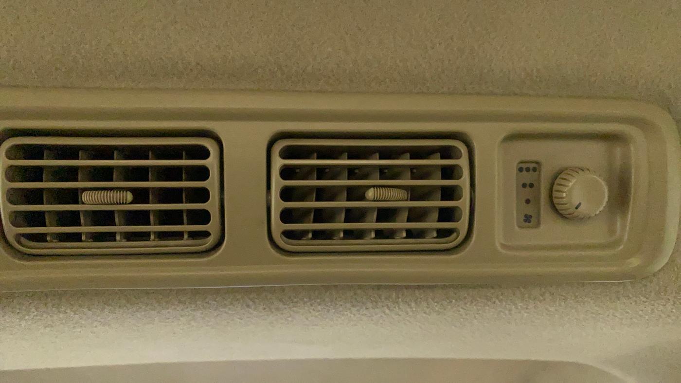 2014 Maruti Ertiga VXI CNG, CNG, Manual, 1,10,091 km, Rear AC Vents