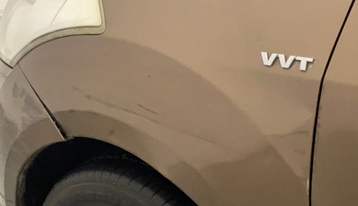 2014 Maruti Ertiga VXI CNG, CNG, Manual, 1,10,091 km, Left fender - Slightly dented