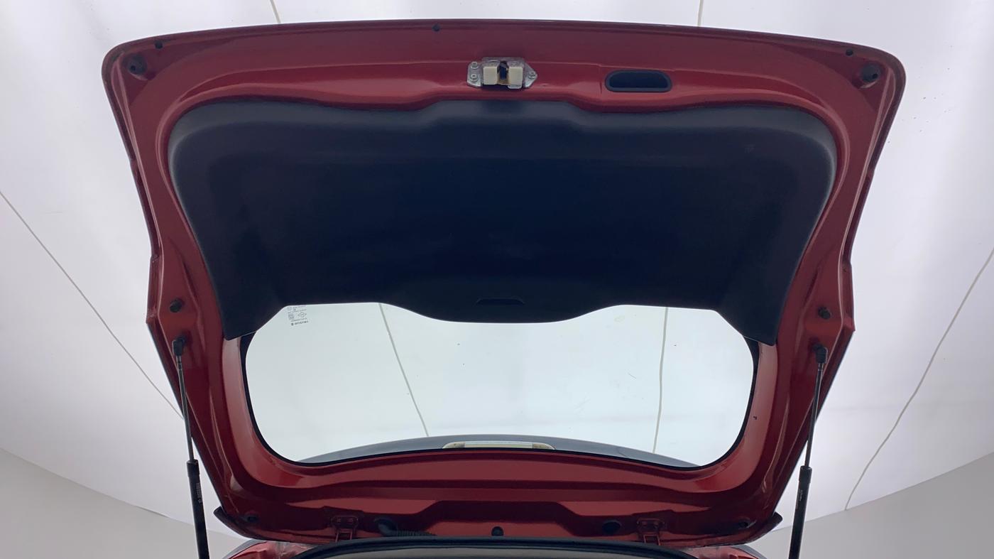 2016 Maruti Vitara Brezza VDI, Diesel, Manual, 83,018 km, Boot Door Open