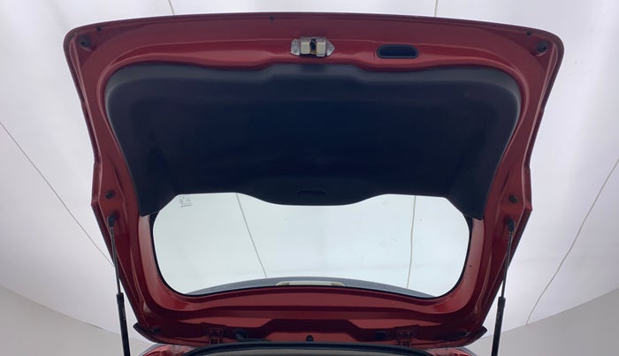2016 Maruti Vitara Brezza VDI, Diesel, Manual, 83,018 km, Boot Door Open