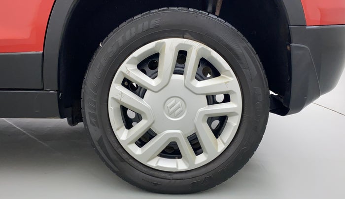 2016 Maruti Vitara Brezza VDI, Diesel, Manual, 83,018 km, Left Rear Wheel