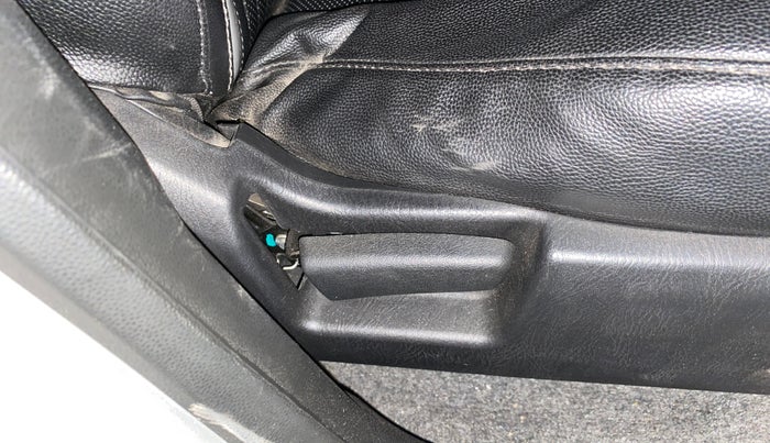 2021 Maruti Alto LXI CNG, CNG, Manual, 3,208 km, Driver Side Adjustment Panel