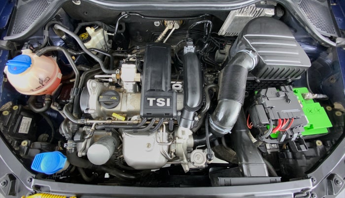 2015 Volkswagen Vento HIGHLINE 1.2 TSI AT, Petrol, Automatic, 46,343 km, Open Bonet