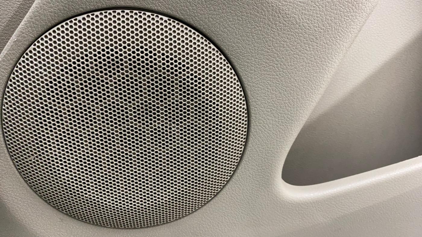2016 Nissan Terrano XL (P), Petrol, Manual, 89,782 km, Speaker