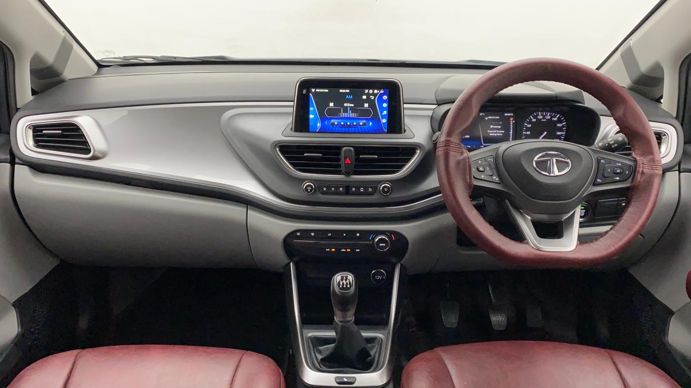 2021 Tata ALTROZ XZ DIESEL, Diesel, Manual, 21,355 km, Dashboard