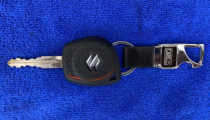 2021 Maruti Swift VXI, Petrol, Manual, 22,321 km, Key Close Up