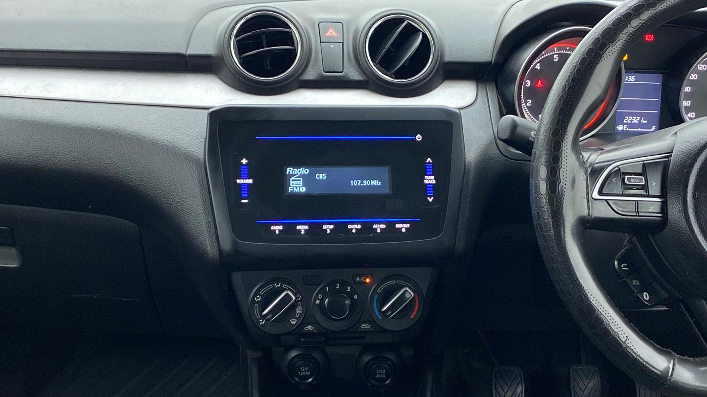 2021 Maruti Swift VXI, Petrol, Manual, 22,321 km, Air Conditioner