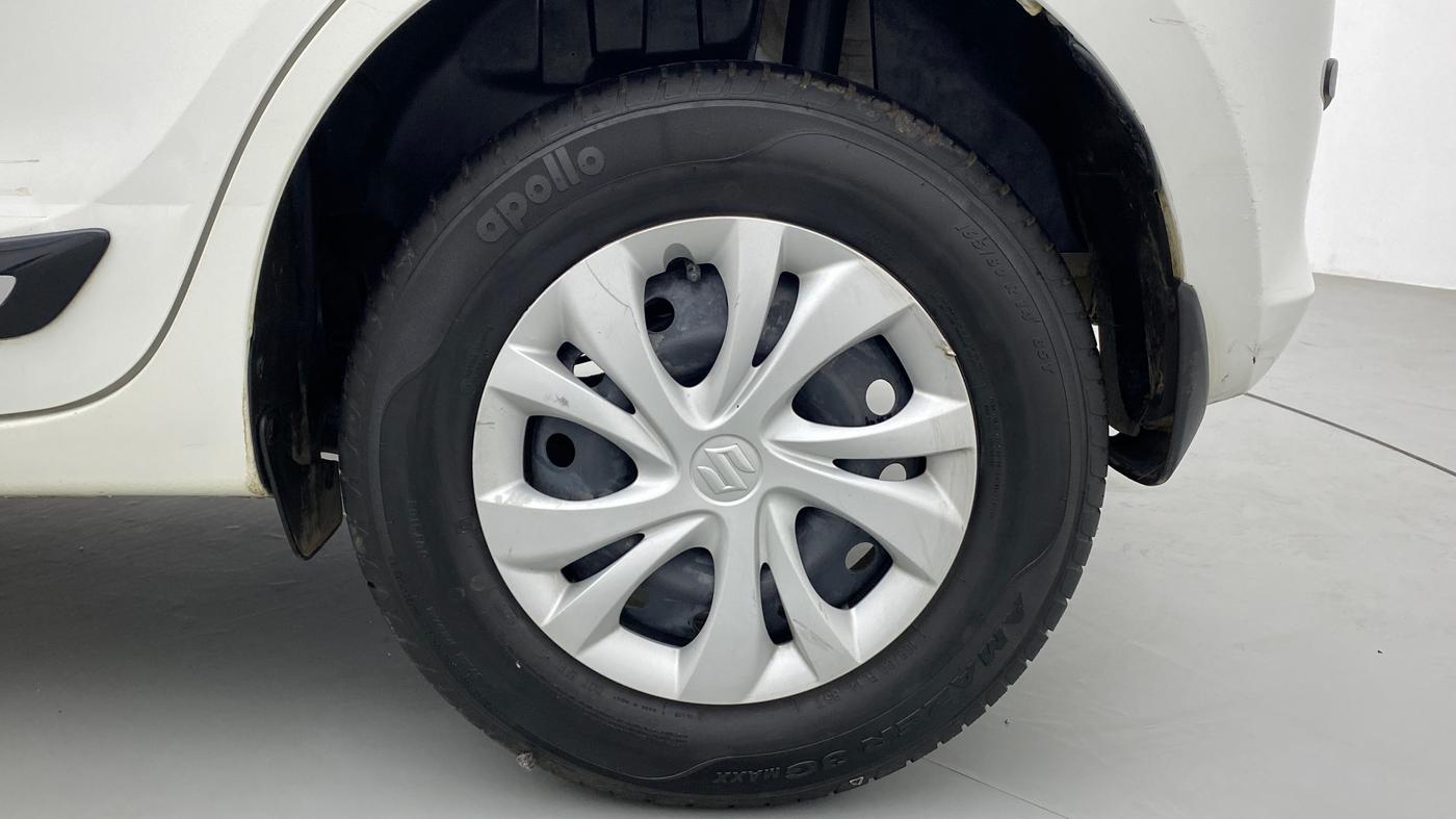 2021 Maruti Swift VXI, Petrol, Manual, 22,321 km, Left Rear Wheel