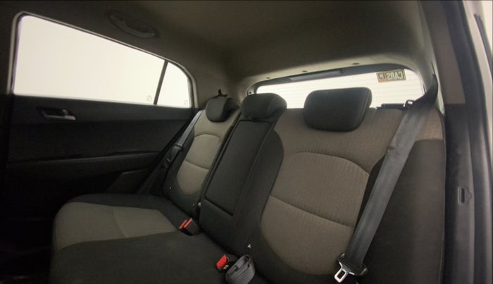 2016 Hyundai Creta SX PLUS AT 1.6 PETROL, Petrol, Automatic, 88,943 km, Right Side Rear Door Cabin
