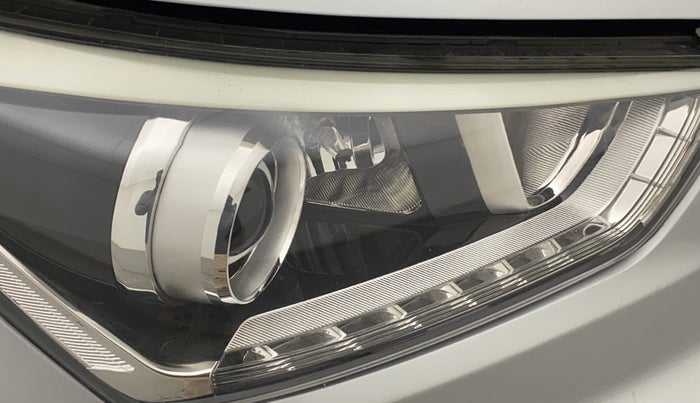 2016 Hyundai Creta SX PLUS AT 1.6 PETROL, Petrol, Automatic, 88,943 km, Right headlight - Minor scratches